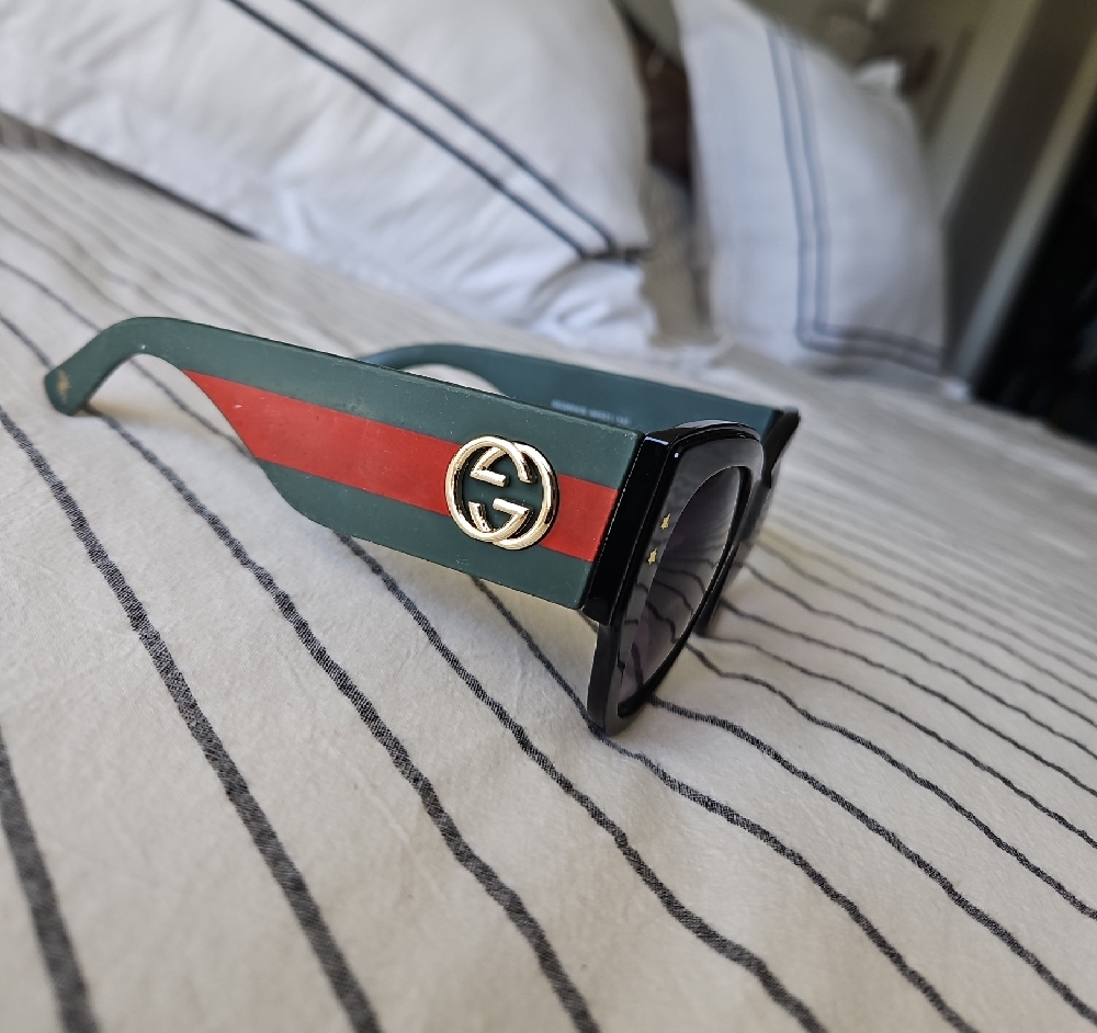Gucci Black and Green Sunglasses